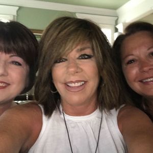 Meet your Posher, Paula